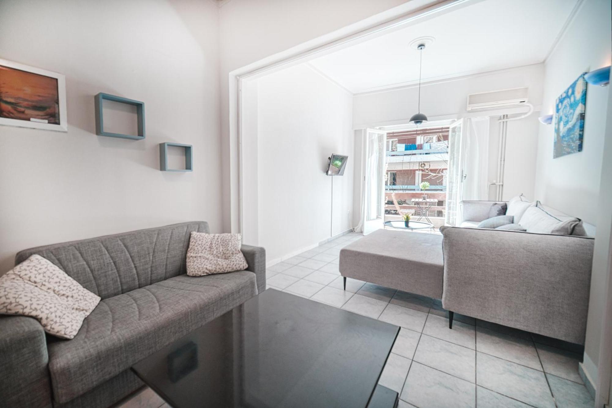Fix Apartment Atene Esterno foto