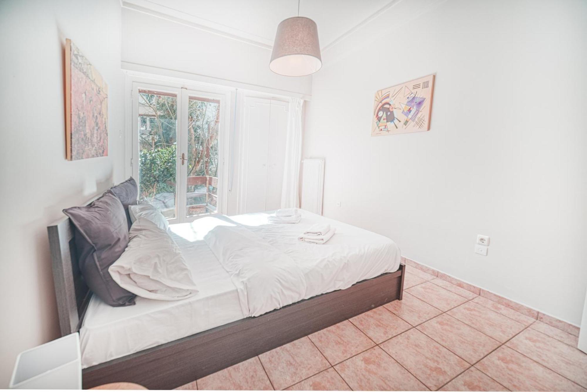 Fix Apartment Atene Esterno foto